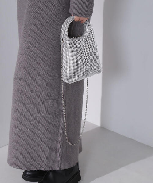 NATURAL BEAUTY BASIC（ナチュラルビューティーベーシック）の「◇【Oggi4月号掲載】キラキラミニバッグ（ショルダーバッグ・レディース・ブラック/シルバー・ﾌﾘ-）」の10枚目の写真