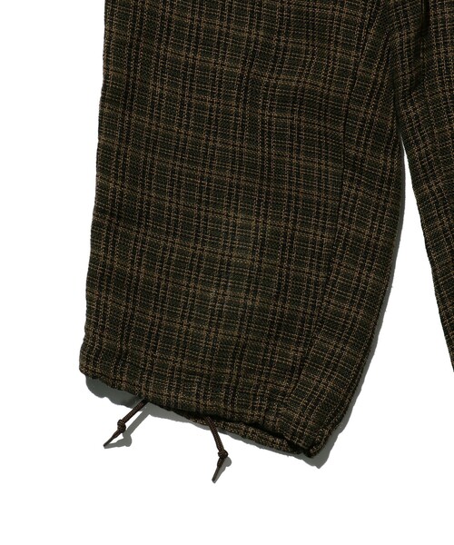 BEAMS PLUS(ビームスプラス)の「BEAMS PLUS / リネン メッシュ チェック ミリタリー イージーパンツ(その他パンツ・メンズ・オリーブ・S/M/XL/L)」の6枚目の写真