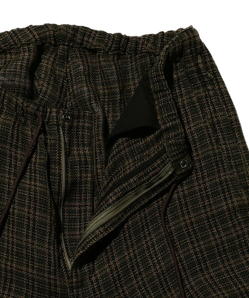 BEAMS PLUS(ビームスプラス)の「BEAMS PLUS / リネン メッシュ チェック ミリタリー イージーパンツ(その他パンツ・メンズ・オリーブ・S/M/XL/L)」の8枚目の写真