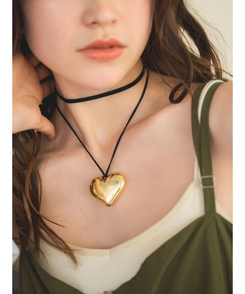Ungrid（アングリッド）の「ハートモチーフストリングネックレス（ネックレス・レディース・ゴールド・FREE）」の5枚目の写真