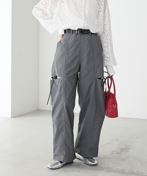 BONLECILL(ボンルシール)の「【セットアップ対応】2WAYサイドスリットリボンパラシュートパンツ(その他パンツ・レディース・チャコールグレー/カーキ/ブラック/アイボリー/ピンク・FREE)」の20枚目の写真