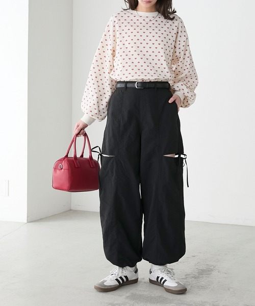 BONLECILL(ボンルシール)の「【セットアップ対応】2WAYサイドスリットリボンパラシュートパンツ(その他パンツ・レディース・チャコールグレー/カーキ/ブラック/アイボリー/ピンク・FREE)」の9枚目の写真