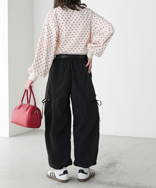 BONLECILL(ボンルシール)の「【セットアップ対応】2WAYサイドスリットリボンパラシュートパンツ(その他パンツ・レディース・チャコールグレー/カーキ/ブラック/アイボリー/ピンク・FREE)」の10枚目の写真