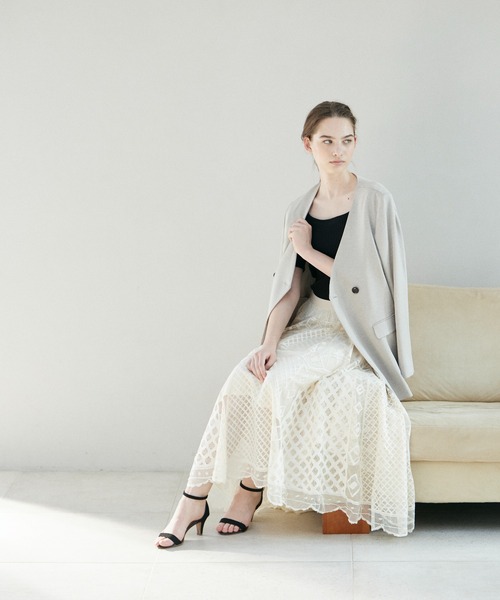 INED CLARO(イネドクラロ)の「ランダムテレコ カップ付きリブトップス(Tシャツ/カットソー・レディース・ブラック/オフホワイト/チャコールグレー・フリー)」の9枚目の写真