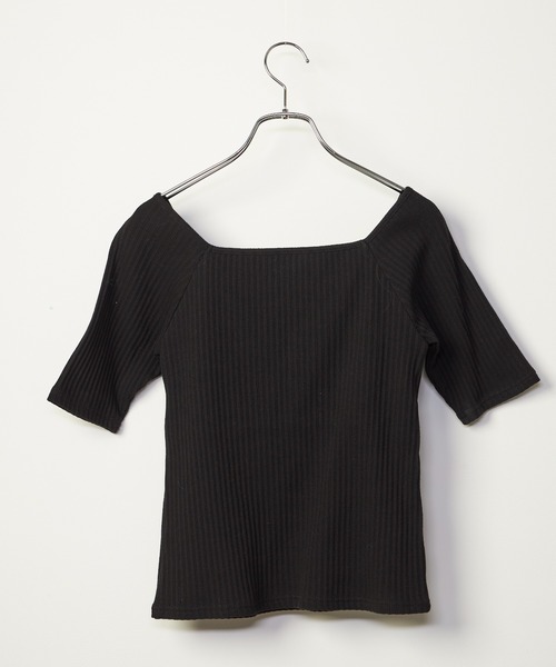 INED CLARO(イネドクラロ)の「ランダムテレコ カップ付きリブトップス(Tシャツ/カットソー・レディース・ブラック/オフホワイト/チャコールグレー・フリー)」の7枚目の写真