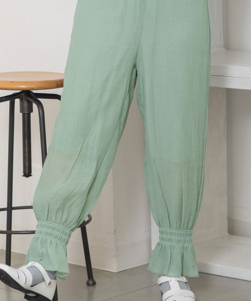 POU DOU DOU(プードゥドゥ)の「裾シャーリングフリルパンツ(その他パンツ・レディース・ブラック/ベージュ/ミント・3)」の15枚目の写真