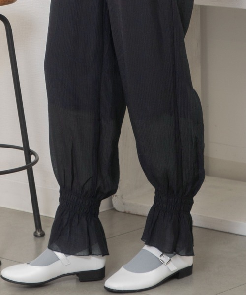 POU DOU DOU(プードゥドゥ)の「裾シャーリングフリルパンツ(その他パンツ・レディース・ブラック/ベージュ/ミント・3)」の21枚目の写真