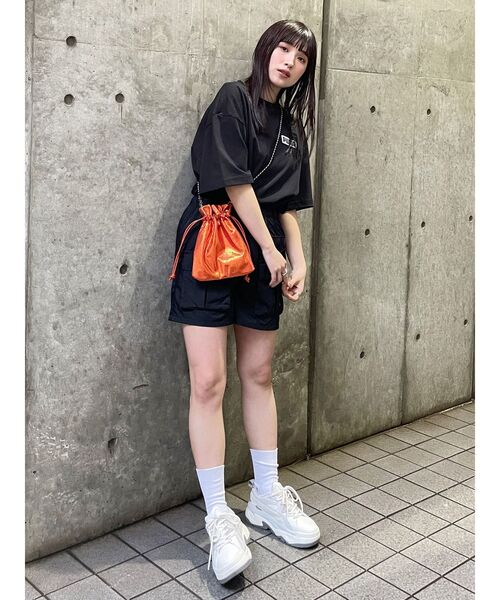 MURUA（ムルーア）の「ラメニットボールチェーンショルダーバッグ（ショルダーバッグ・レディース・グレー/ブラック/オレンジ/シルバー・FREE）」の21枚目の写真