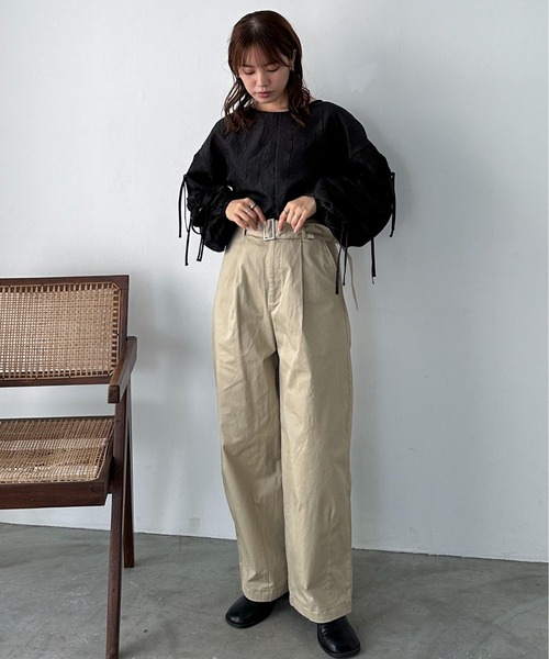 美品⭐︎room306 カーブパンツ　ウエストデザイン　チノパン　ベージュ room306 CONTEMPORARY / Design Waist Curve Pants