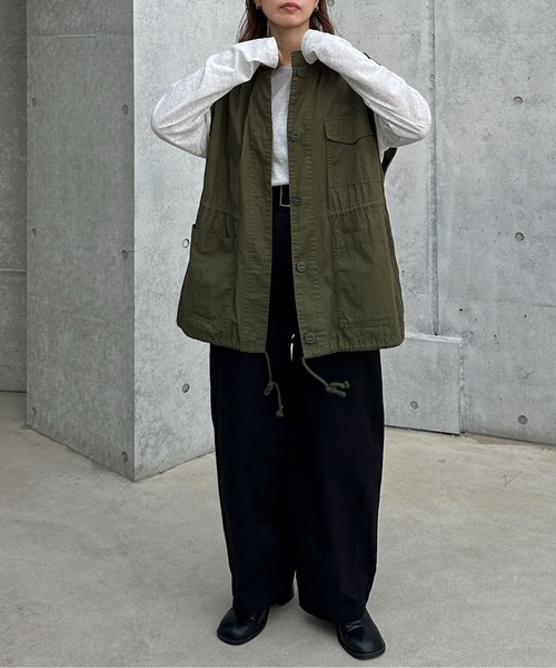 feepur（フェピュール）の「ベルテッドカーブチノパン（チノパンツ・レディース・ベージュ/ブラック・SMALL/MEDIUM）」の9枚目の写真