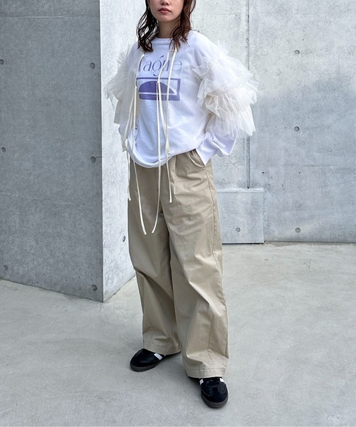 feepur（フェピュール）の「ベルテッドカーブチノパン（チノパンツ・レディース・ベージュ/ブラック・SMALL/MEDIUM）」の22枚目の写真