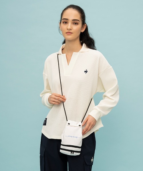 le coq sportif（ルコックスポルティフ）の「ポケッタブルミニショルダーバッグ（ショルダーバッグ・メンズ・ネイビー/レッド/ホワイト・F）」の2枚目の写真