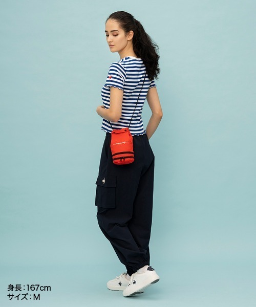 le coq sportif（ルコックスポルティフ）の「ポケッタブルミニショルダーバッグ（ショルダーバッグ・メンズ・ネイビー/レッド/ホワイト・F）」の19枚目の写真