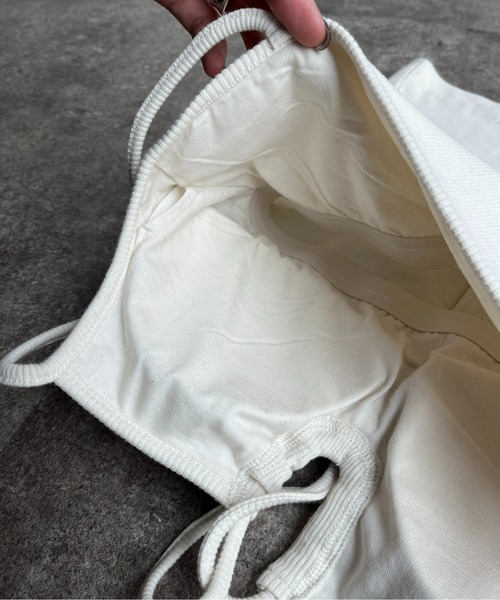 CPCM（シーピーシーエム）の「カップ付きクロスデザインキャミインナー（キャミソール・レディース・マスタード/キナリ/ブラック/ブルー・FREE）」の11枚目の写真