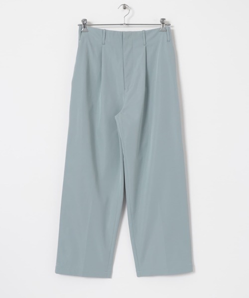 URBAN RESEARCH（アーバンリサーチ）の「『UR TECH POLIsh POLI』タックイージーパンツ（その他パンツ・メンズ・アイボリー/グリーン系その他/ライトブルー・MEDIUM/LARGE）」の5枚目の写真