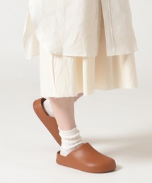 crocs（クロックス）の「crocs | DYLAN CLOG CAMEL WOMEN（サンダル）」
