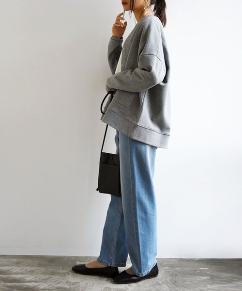 and it_（アンドイット）の「デニム＆ツイルストレートパンツ（デニムパンツ・レディース・アイボリー/ブラック/サックスブルー/ブルー・M/L）」の9枚目の写真