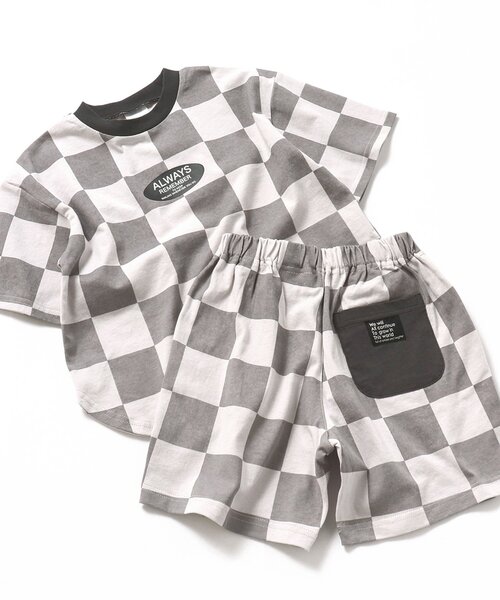 BREEZE（ブリーズ）の「【WEB限定・上下セット】バリエーションセットアップ_半袖・ハーフパンツ（セットアップ・キッズ・チャコール/レインボー/ブラック/サックスブルー・90/100/110/120/130/140/150）」の2枚目の写真