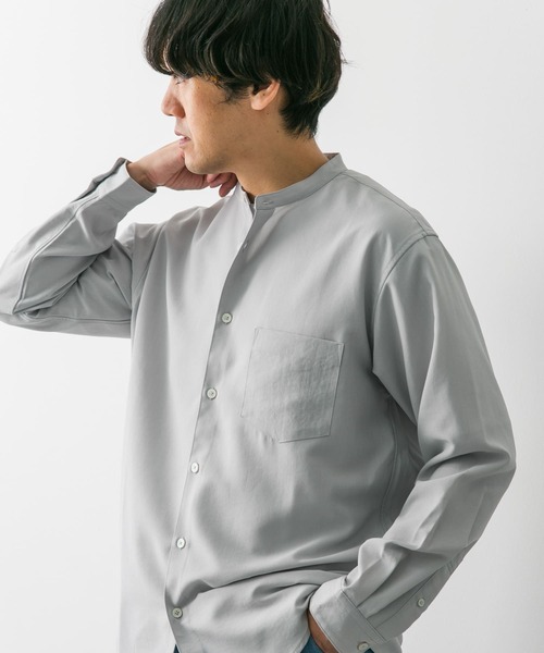 URBAN RESEARCH DOORS（アーバンリサーチドアーズ）の「『吸水速乾』セオアルファバンドカラーロングスリーブシャツ（シャツ/ブラウス・メンズ・ブルー/チャコールグレー/ライトグレー/モカ/グリーン系その他・MEDIUM/LARGE）」の11枚目の写真
