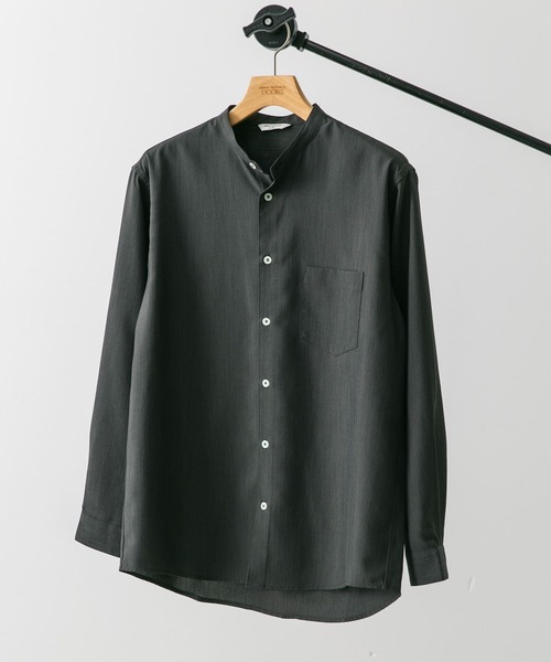 URBAN RESEARCH DOORS（アーバンリサーチドアーズ）の「『吸水速乾』セオアルファバンドカラーロングスリーブシャツ（シャツ/ブラウス・メンズ・ブルー/チャコールグレー/ライトグレー/モカ/グリーン系その他・MEDIUM/LARGE）」の14枚目の写真