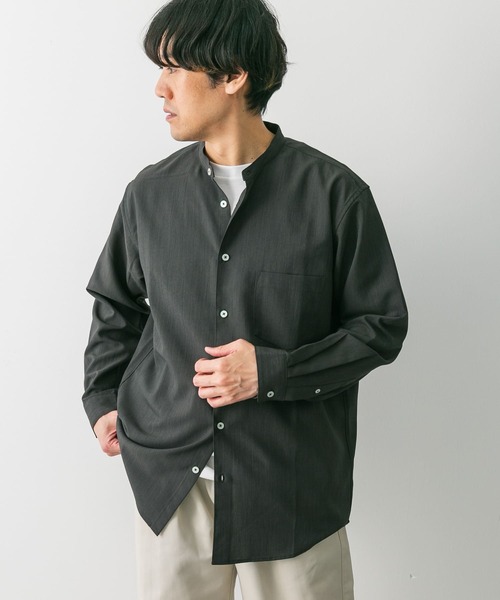 URBAN RESEARCH DOORS（アーバンリサーチドアーズ）の「『吸水速乾』セオアルファバンドカラーロングスリーブシャツ（シャツ/ブラウス・メンズ・ブルー/チャコールグレー/ライトグレー/モカ/グリーン系その他・MEDIUM/LARGE）」の15枚目の写真