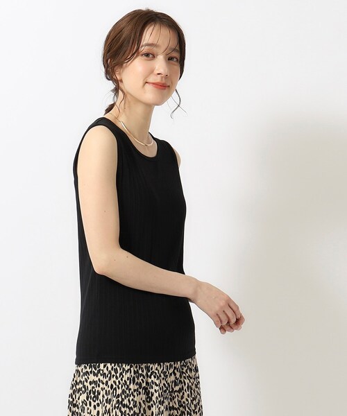 SHOO・LA・RUE（シューラルー）の「デイリー使いに ランダムテレコ タンクトップ（タンクトップ・レディース・ホワイト系/ダークグレー/ブラック/ナチュラル・02/03/04）」の17枚目の写真