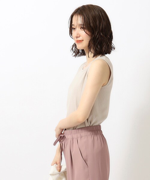 SHOO・LA・RUE（シューラルー）の「デイリー使いに ランダムテレコ タンクトップ（タンクトップ・レディース・ホワイト系/ダークグレー/ブラック/ナチュラル・02/03/04）」の21枚目の写真