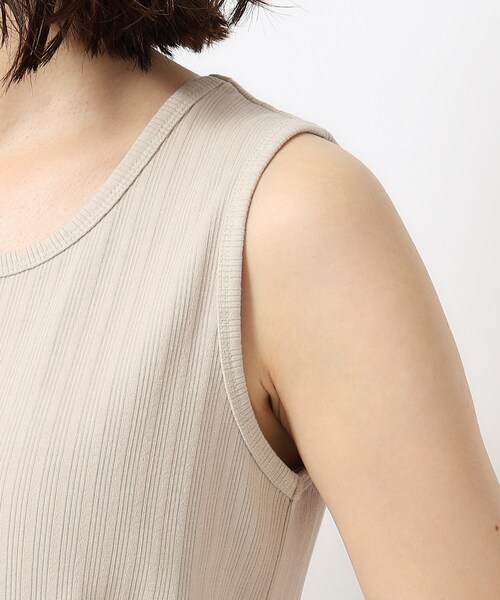 SHOO・LA・RUE（シューラルー）の「デイリー使いに ランダムテレコ タンクトップ（タンクトップ・レディース・ホワイト系/ダークグレー/ブラック/ナチュラル・02/03/04）」の7枚目の写真