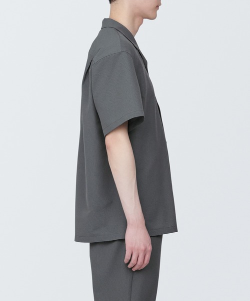 無印良品(ムジルシリョウヒン)の「紳士 風を通すストレッチサッカーオープンカラー半袖シャツ(シャツ/ブラウス・メンズ・チャコールグレー/ネイビー系/ブラック・M/S/XS/XL/L)」の12枚目の写真