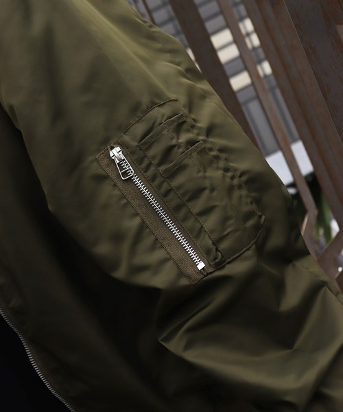 WESTSEA(ウエストシー)の「オーバーサイズ ナイロンMA-1ジャケット(MA-1・メンズ・ブラック/カーキ/ネイビー・M/XL/L)」の16枚目の写真