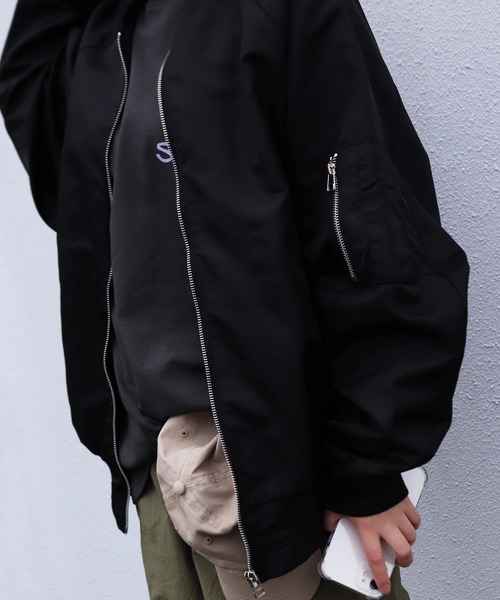 WESTSEA(ウエストシー)の「オーバーサイズ ナイロンMA-1ジャケット(MA-1・メンズ・ブラック/カーキ/ネイビー・M/XL/L)」の5枚目の写真