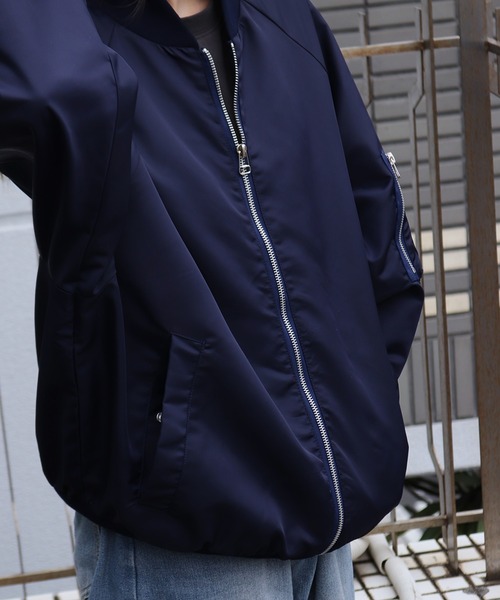 WESTSEA(ウエストシー)の「オーバーサイズ ナイロンMA-1ジャケット(MA-1・メンズ・ブラック/カーキ/ネイビー・M/XL/L)」の21枚目の写真