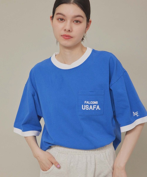 DISCUS ATHLETIC(ディスカス アスレチック)の「【DISCUS ATHLETIC/ディスカスアスレチック】ユニバーサルカレッジTシャツ(Tシャツ/カットソー・レディース・チャコールグレー/ホワイト系その他2/ブルー/ライトグレー/ホワイト系その他・38)」の5枚目の写真