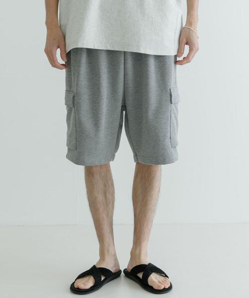 URBAN RESEARCH(アーバンリサーチ)の「VESTI FRENCH TERRY BERMUDA(その他パンツ・メンズ・オフホワイト/グレー/ブラック・X-LARGE/XX-LARGE)」の15枚目の写真