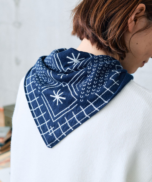 PAR ICI（パーリッシィ）の「ニットスカーフ（バンダナ/スカーフ・レディース・ネイビー/ベージュ・FREE）」の2枚目の写真