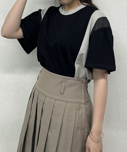 NICOLE CLUB（ニコル　クラブ）の「シアードッキングTシャツ（Tシャツ/カットソー・レディース・チャコール/ブラック/オフホワイト・FREE）」の2枚目の写真