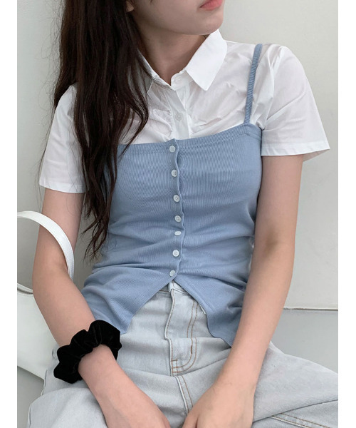 VIVID LADY（ビビッドレディー）の「ボタンキャミソールtシャツ ショート丈 Y2K（Tシャツ/カットソー・レディース・アイボリー/ブラック/カーキ/スカイブルー/グレー/レンガ/ネイビー・FREE）」の14枚目の写真