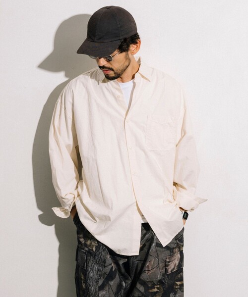 HINSON（ヒンソン）の「HINSON/ヒンソン レギュラーカラー ブロード ロングスリーブシャツ/ストライプ/リラックスフィット（シャツ/ブラウス・メンズ・サックスブルー系/ブルー系/オフホワイト/ブラック・MEDIUM/LARGE）」の2枚目の写真