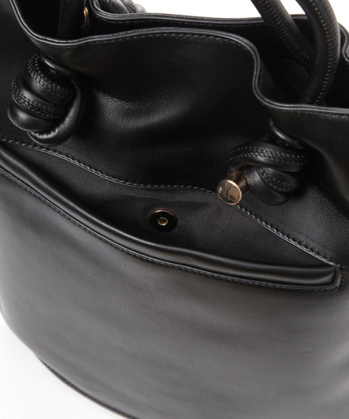 BAYFLOW(ベイフロー)の「ロゴショルダーノットハンドルトート(トートバッグ・レディース・ブラック/ブラウン系その他・FREE)」の5枚目の写真