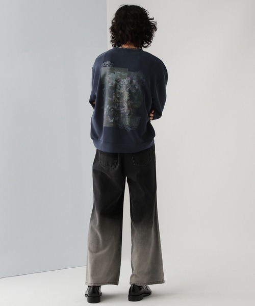 HARE（ハレ）の「バックプリントポンチスウェット(HARE)（スウェット・メンズ・ブルー/ブラック/ホワイト・SMALL/MEDIUM）」の17枚目の写真