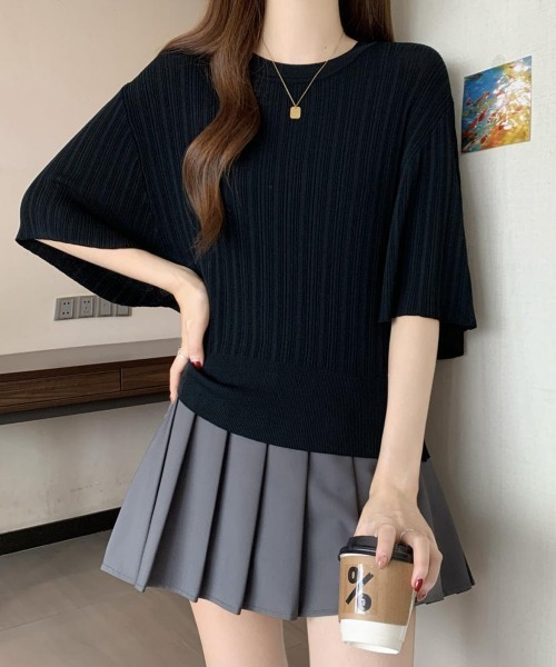 Miniministore(ミニミニストア)の「フレアースリーブニットトップスレディース(ニット/セーター・レディース・ホワイト/アイボリー/ブラック・FREE)」の6枚目の写真