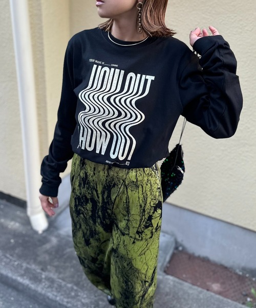 mi via loca（ミヴィアロカ）の「【United Athle】ウェーブ柄 HOW OUTロゴロンT 　【PT NO. MVL051 ※2A】（Tシャツ/カットソー・レディース・ホワイト/ベージュ/イエロー/ブラック・X-LARGE/MEDIUM）」の6枚目の写真