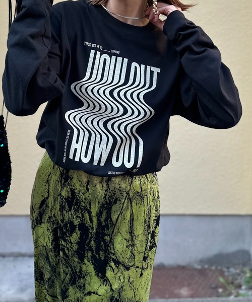 mi via loca（ミヴィアロカ）の「【United Athle】ウェーブ柄 HOW OUTロゴロンT 　【PT NO. MVL051 ※2A】（Tシャツ/カットソー・レディース・ホワイト/ベージュ/イエロー/ブラック・X-LARGE/MEDIUM）」の11枚目の写真