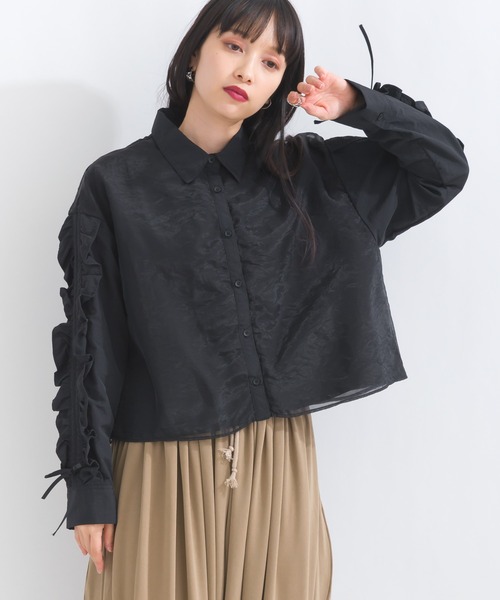 terrace(テラス)の「ドロストフリルスリーブシャツ(シャツ/ブラウス・レディース・グレイッシュベージュ/ブラック/オフホワイト・MEDIUM)」の17枚目の写真