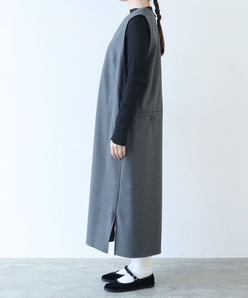 グレー 、ジャンパースカート yuni yuni（ユニ ）の「super120オックス スリットネックジャンパー