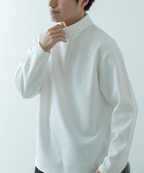 ITEMS URBANRESEARCH（アイテムズ アーバンリサーチ）の「発熱機能 ハイネックカットソー（Tシャツ/カットソー・メンズ・ホワイト/ブラック/その他1/モカ・SMALL/LARGE/MEDIUM）」の6枚目の写真