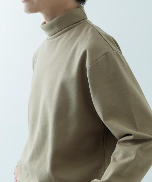 ITEMS URBANRESEARCH（アイテムズ アーバンリサーチ）の「発熱機能 ハイネックカットソー（Tシャツ/カットソー・メンズ・ホワイト/ブラック/その他1/モカ・SMALL/LARGE/MEDIUM）」の19枚目の写真