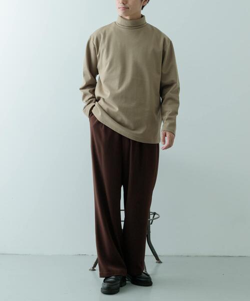 ITEMS URBANRESEARCH（アイテムズ アーバンリサーチ）の「発熱機能 ハイネックカットソー（Tシャツ/カットソー・メンズ・ホワイト/ブラック/その他1/モカ・SMALL/LARGE/MEDIUM）」の21枚目の写真