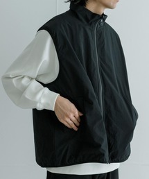 URBAN RESEARCH | 『撥水』『リバーシブル』new basic REVERSIBLE MIL STAND VEST(その他アウター)