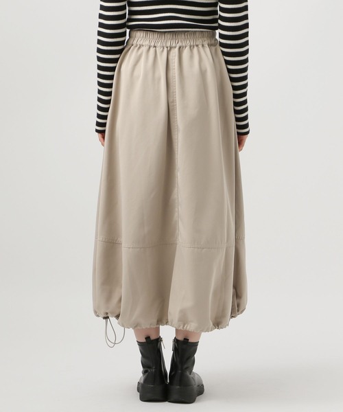 BAYFLOW（ベイフロー）の「[フレアとバルーンにシルエット変更可能]2WAYフレアスカート（スカート・レディース・ベージュ/ネイビー・FREE）」の19枚目の写真
